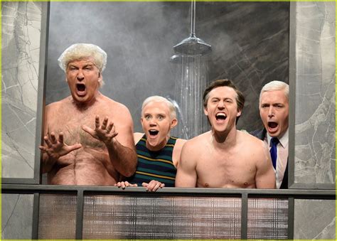 Alec Baldwin Strips Down as Trump for 'SNL' Cold Open! (Video): Photo ...