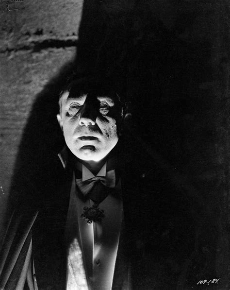 Bela Lugosi - Dracula (1931) | Lugosi dracula, Classic horror movies, Bela lugosi