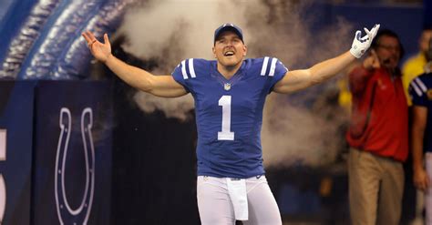 Former All-Pro NFL Punter Signs 'Dream' Contract to Join WWE - FanBuzz