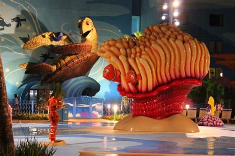 Big Blue Pool at Disney's Art of Animation Resort brings "Finding Nemo" to life with underwater ...