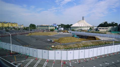 PHOTOS: Construction Walls Up, Site Clearing Begins for NEW Space Mountain Ride at Tokyo ...