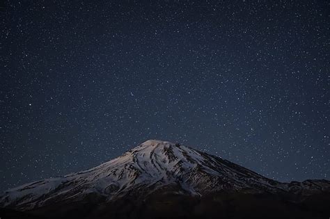 Black and white mountain under starry night, HD wallpaper | Peakpx
