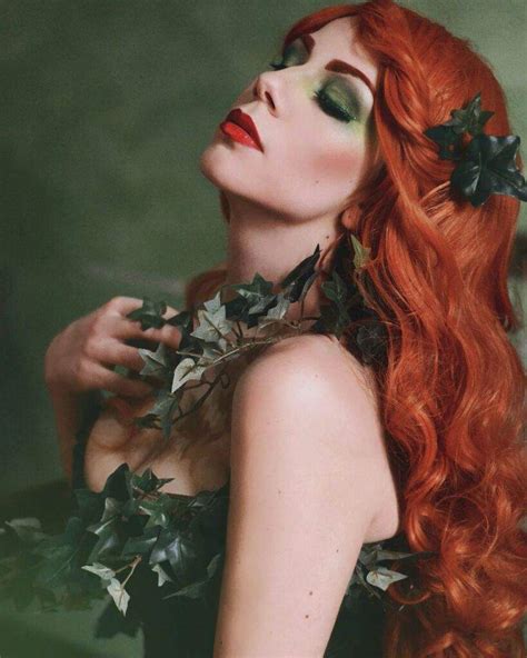 Poison Ivy - Batman | Cosplay Amino