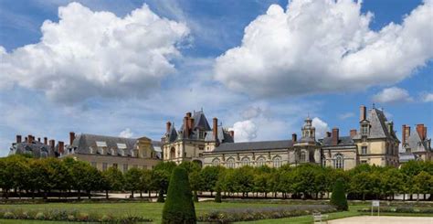 Fontainebleau: Fontainebleau Palace Private Guided Tour | GetYourGuide