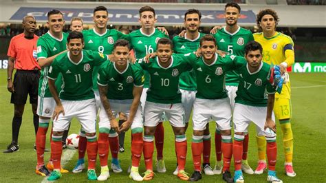 Actual Selección Mexicana, la segunda más veterana en 7 Mundiales - AS ...