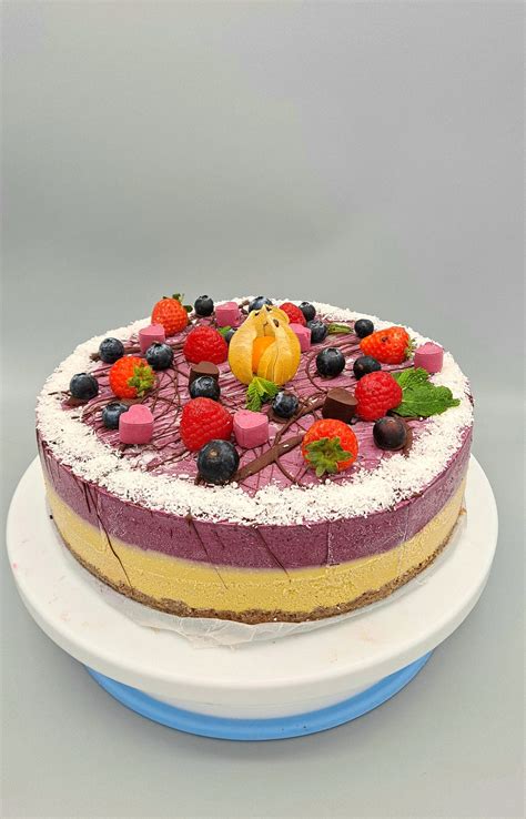 Big cake - Vegan, plant-based, sugar-free delicious cakes - Eat's Healthy