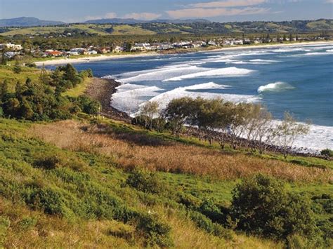 Lennox Head Beach | NSW Holidays & Accommodation, Things to Do ...