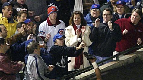 Chicago Cubs: Steve Bartman gets 2016 World Series ring