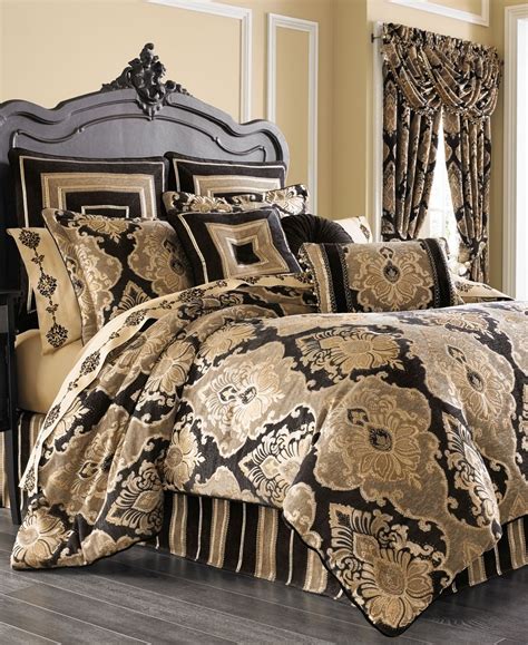 J Queen New York Bradshaw Black Queen 4-Pc. Comforter Set & Reviews - Bedding Collections - Bed ...