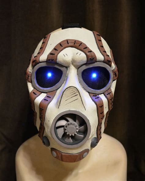 Psycho Bandit mask from Borderlands 2. Cast resin, hand-painted, as ...