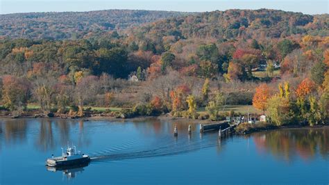 5 Adventurous Ways to See Fall Foliage | Condé Nast Traveler