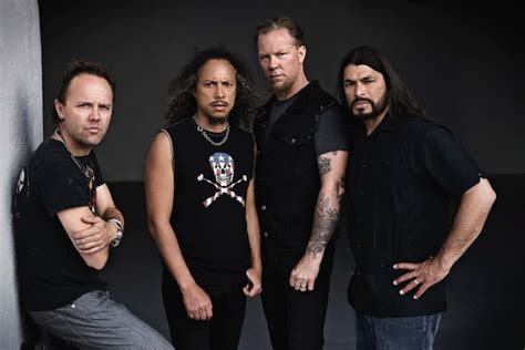 METALLICA DRUMMER LARS ULRICH SAYS THE BAND IS GEARING UP FOR "A PRETTY IN-YOUR-FACE YEAR ...