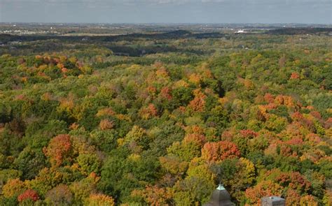 Wisc.'s Kettle Moraine offers fine fall hiking | Stars and Stripes