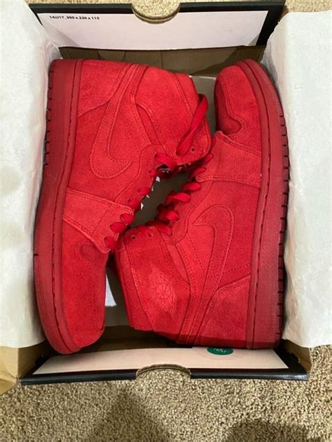 Air Jordan 1 Retro High Gym Red Suede | Kixify Marketplace