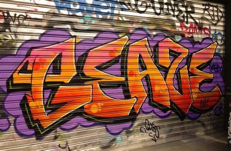 Around Canterbury, Melbourne | Melbourne graffiti. Find hund… | Flickr