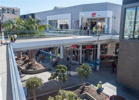 O.C.’s newest mall, Pacific City, is open, but with fewer vendors ready than expected – Orange ...