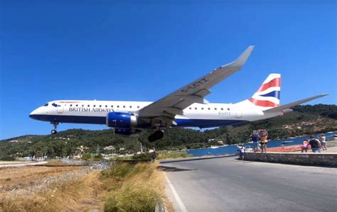 Skiathos Airport Shortlisted for Most Scenic Approach to Landing – Vote by March 15 | GTP Headlines