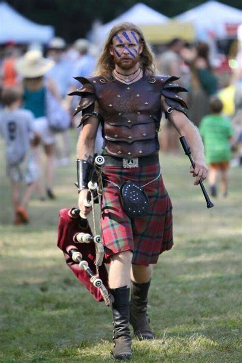 Pin on Kilts.......... | Scottish clothing, Kilt outfits, Men in kilts