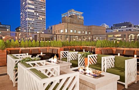 Our favorite rooftop bars in Chicago - Free Chicago Walking Tours