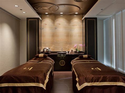 Spa treatments at the 10 best spas in Chicago