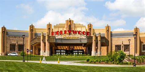 Hollywood Casino Toledo - Games, Accommodation & Amenities