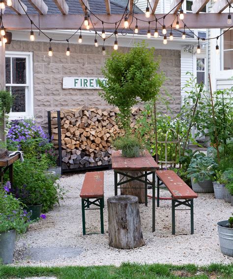 Gravel patio ideas: 12 ways to create a chic seating area | Homes & Gardens