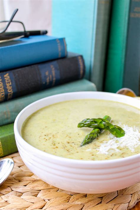 Simple Asparagus Soup - The Food Charlatan