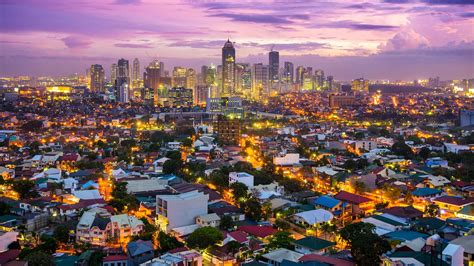 Evening view of the skyline of Manila, Philippines [2600 x 1643] : r/CityPorn