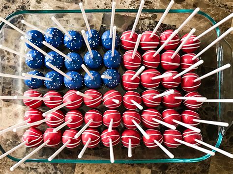 American Flag cake pops #USA | Flag cake, American flag cake, Cake pops