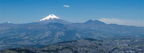 Luxury-Travel-Tour-To-Ecuador-Andes-Mountains-Quito | Blue World ...