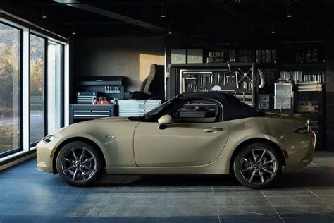 2023 Mazda MX-5 Miata Remains A Drop-Top Bargain | CarBuzz