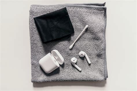 How to Clean AirPods and AirPods Cases — Remove Earwax and Grime | Trusted Since 1922