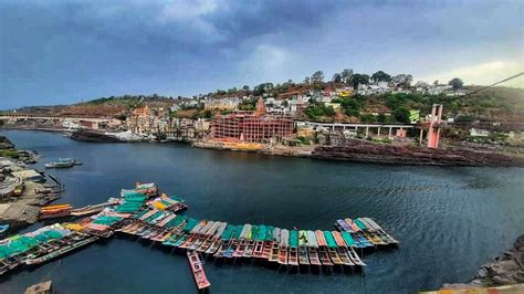 Omkareshwar Jyotirlinga Temple - History, Timings, Location, MP ...