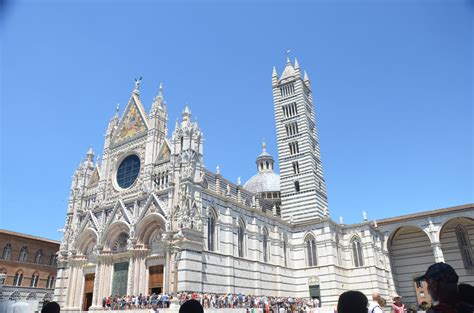 Siena's Famous Cathedral and Piazza — Unsettle Down