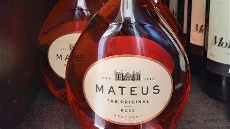 Vinho Português - Mateus Rosé - Portuguese Wine Mateus Rosé - YouTube