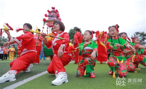 江苏句容：民间花船进校园 传统民俗迎中秋_我苏网