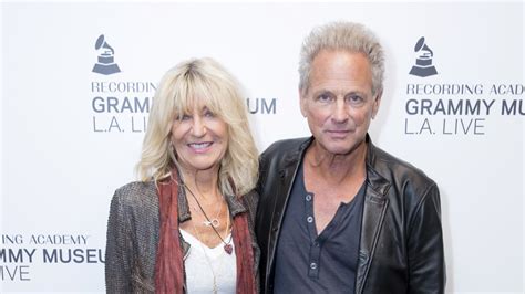 Lindsey Buckingham Pens Tribute to Christine McVie