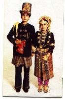 Traditional Aceh Clothes - Indonesian Cultures