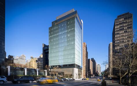 Memorial Sloan-Kettering Cancer Center - Works List - HENRAUX