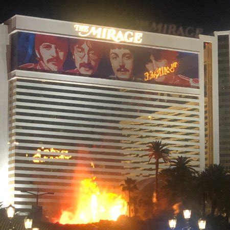 Mirage Volcano (Las Vegas) - 2018 All You Need to Know Before You Go ...