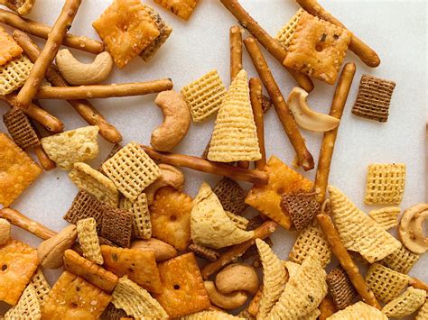 Zesty Ranch Snack Mix - Gardenia Kitchen