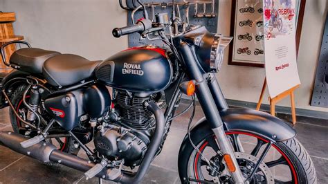 2021 Royal Enfield Classic 350 Dark Stealth Black Full Review 😍 - YouTube