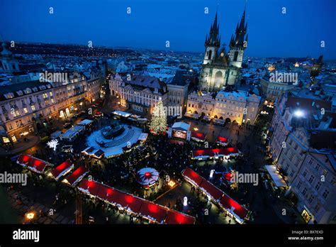 Christmas market, Old Town Square Stock Photo - Alamy