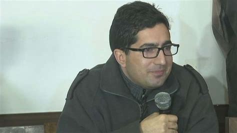 Former bureaucrat Shah Faesal moves Delhi High Court challenging his detention at IGI Airport ...