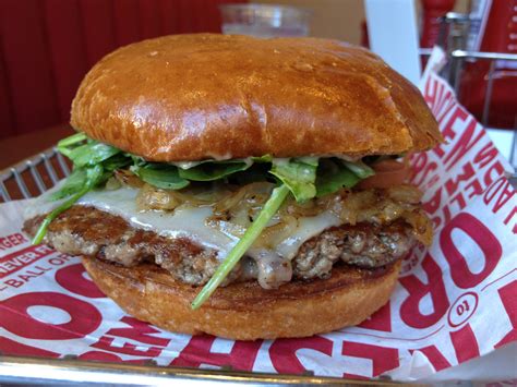 Smashburger: New Yorker/Brooklyn - Burger Weekly