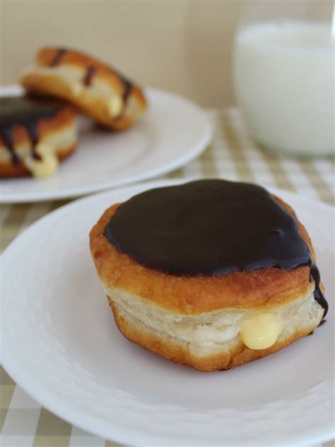 Boston Cream Donuts Recipe: Make Your Own At Home! - Lady and the Blog