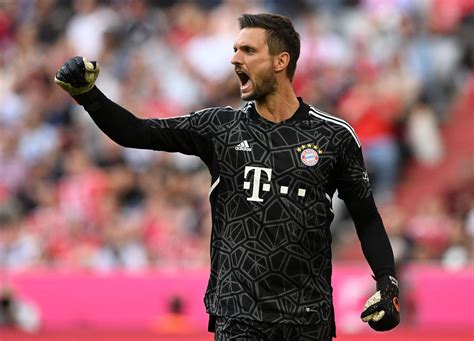 Official | Sven Ulreich extends contract at Bayern Munich - Get German ...