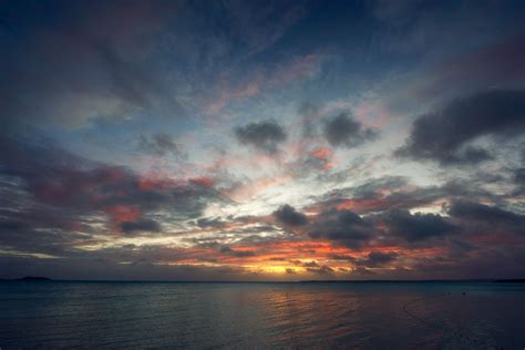 Aitutaki Setting - Sunset, Aitutaki Lagoon | Aitutaki, Sunset, Lagoon