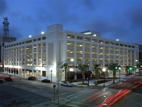 Jacksonville Courthouse Parking Facility - Signet Real Estate Group