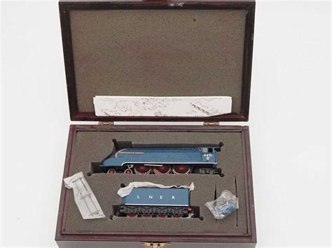 Lot 502 - A BACHMANN OO gauge limited edition